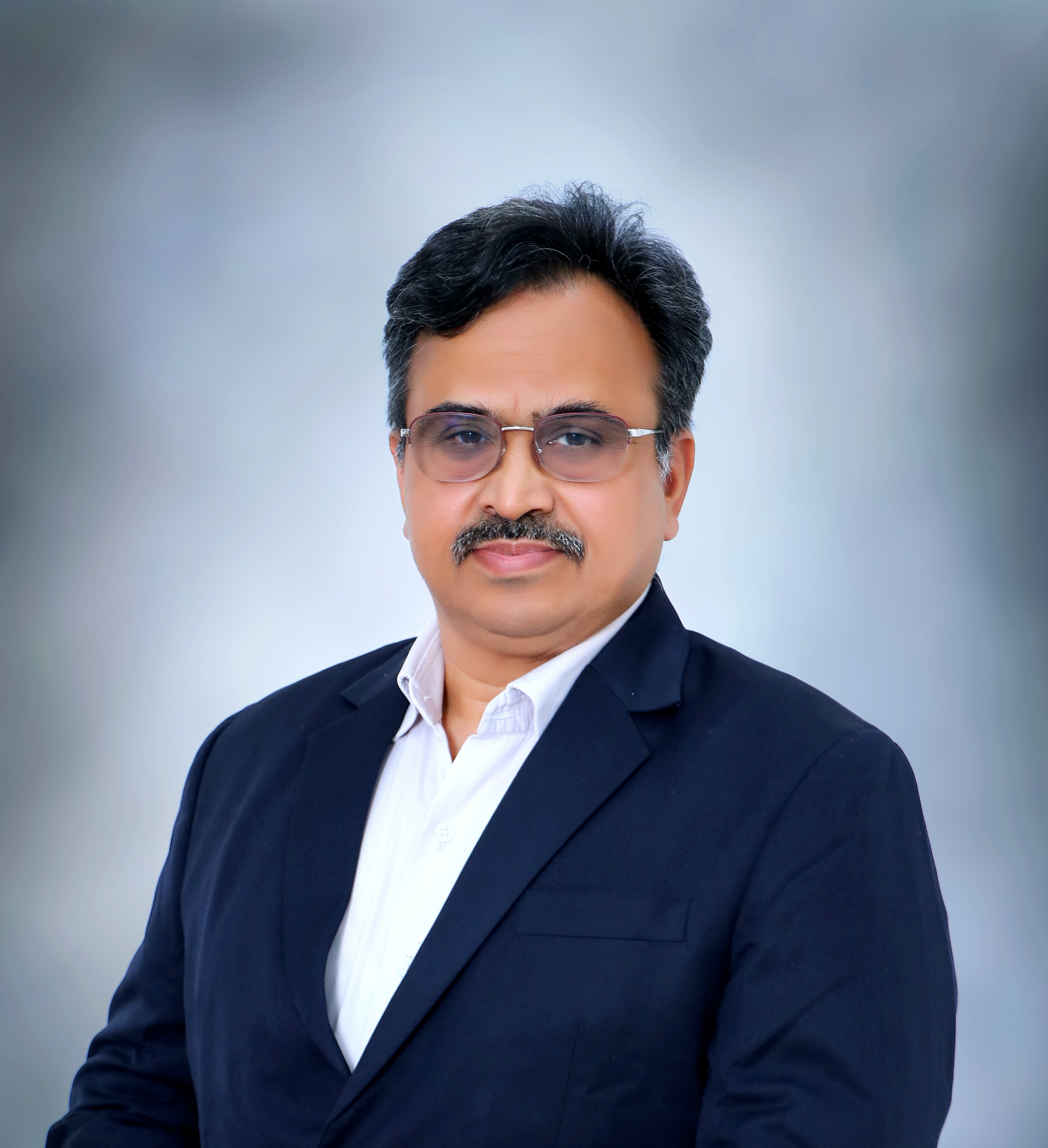 Dr. Manoj Kumar